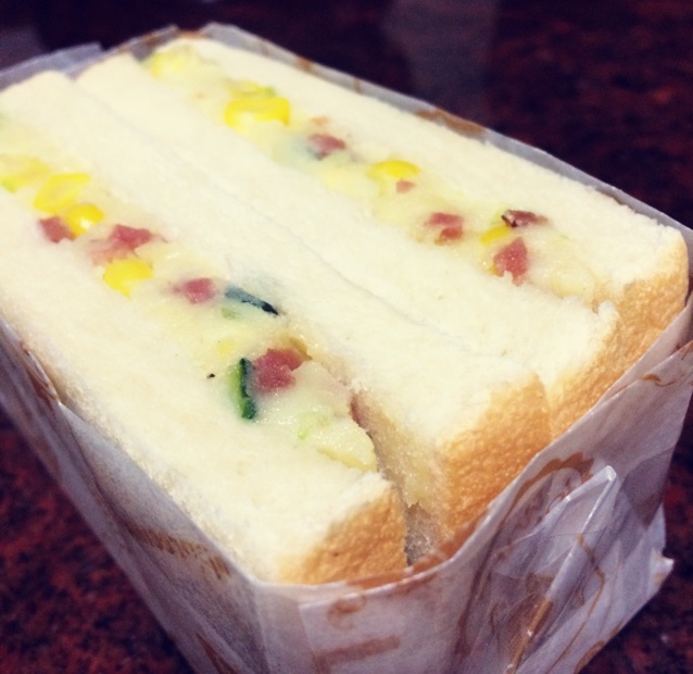 土豆沙拉三明治