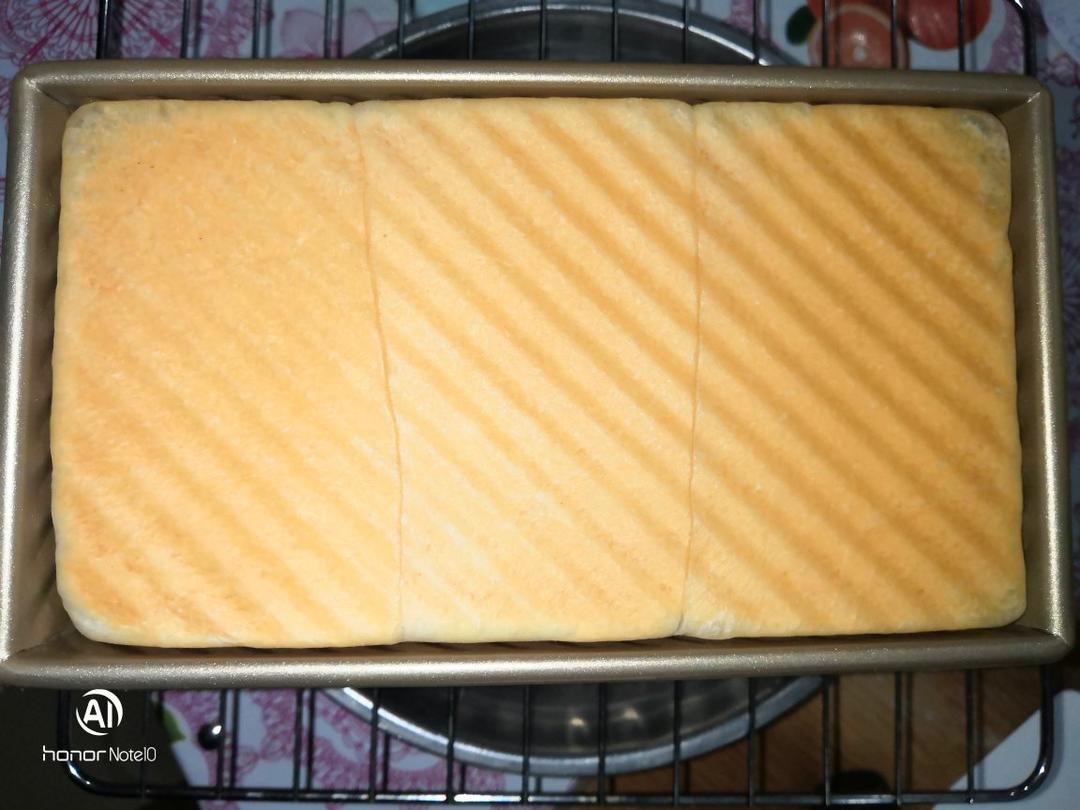 最好吃的牛奶吐司妃娟的100%中种北海道牛奶吐司奶油吐司