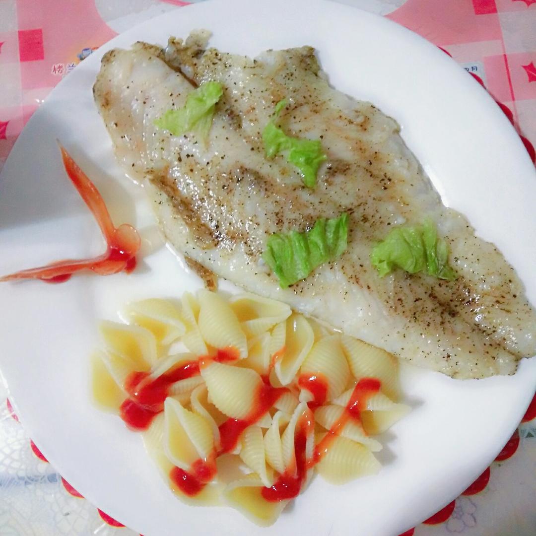 香煎龙利鱼——fit食谱系列