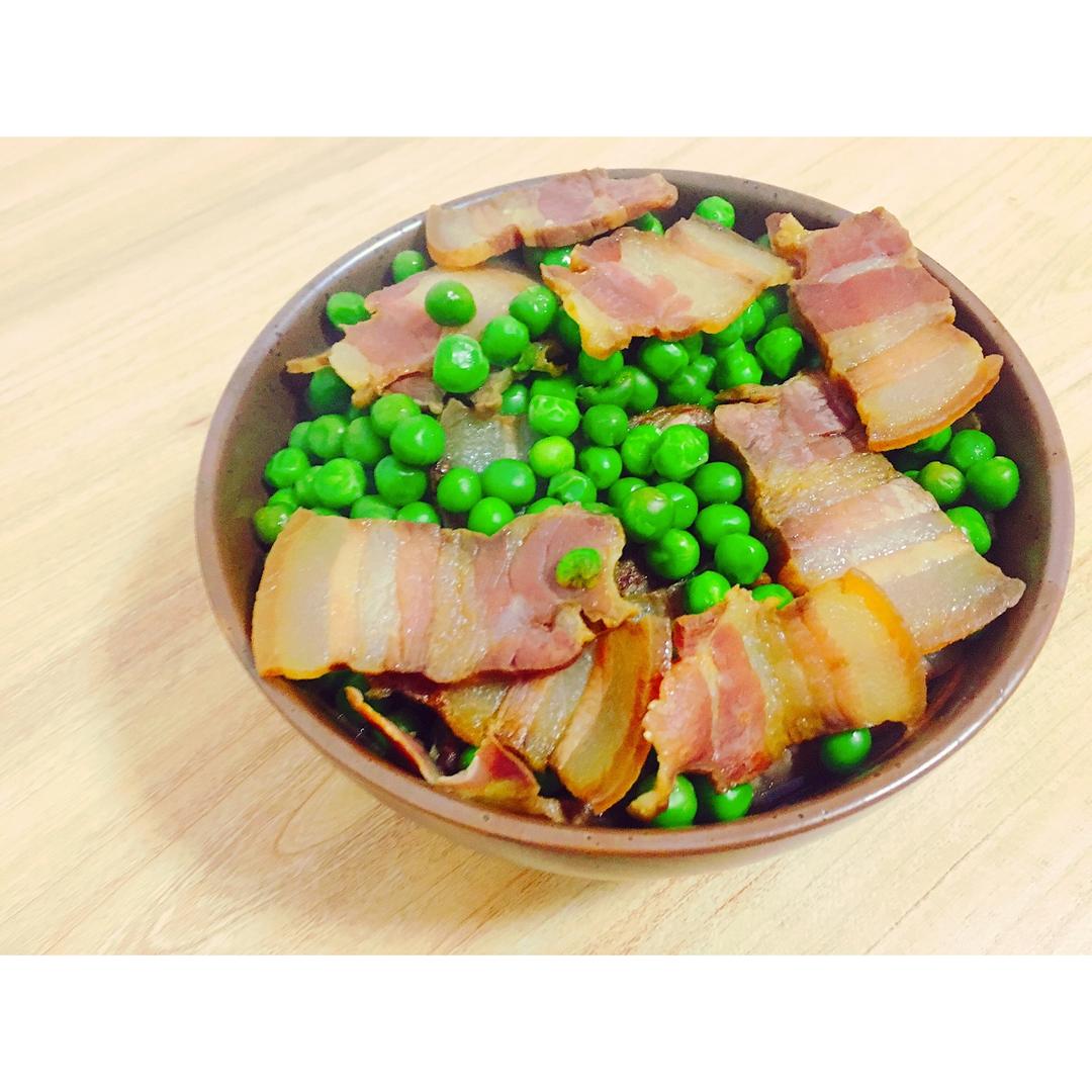 澜星做的青豆焖腊肉