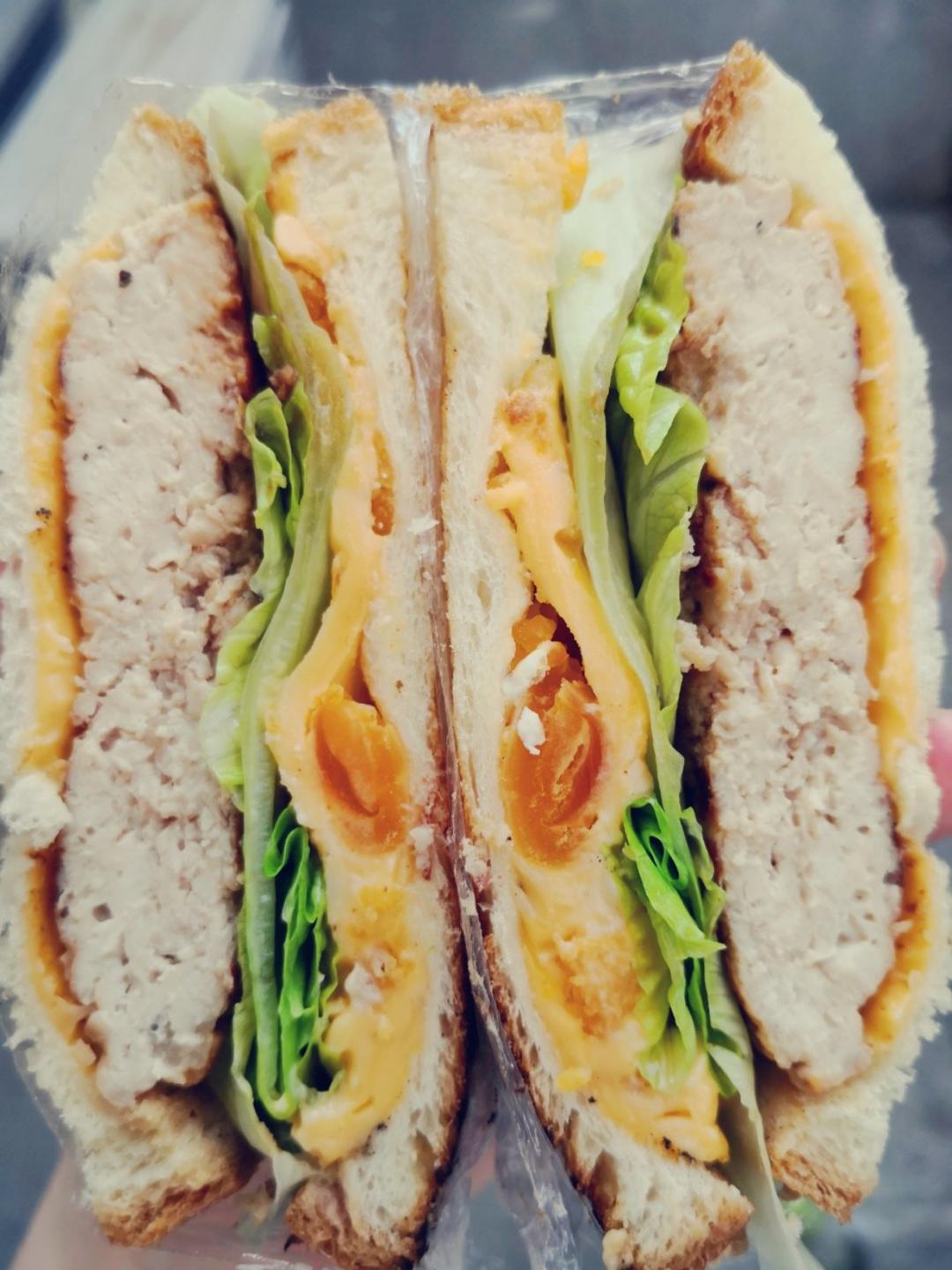 低脂紫薯鸡肉三明治