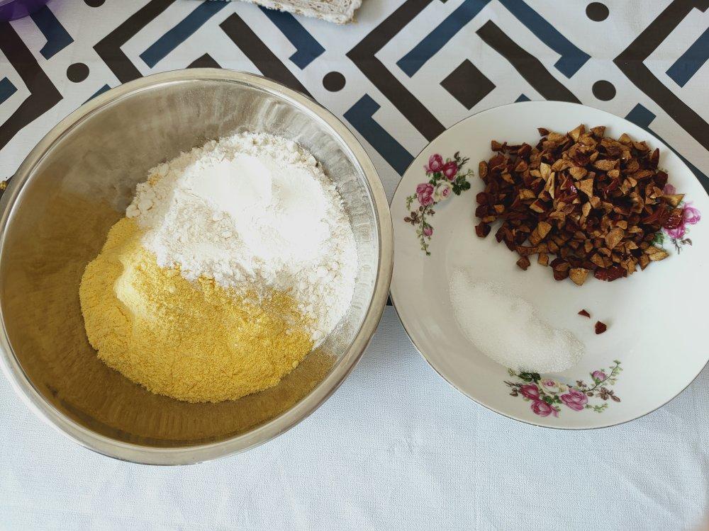 堂妈小厨——红枣窝头