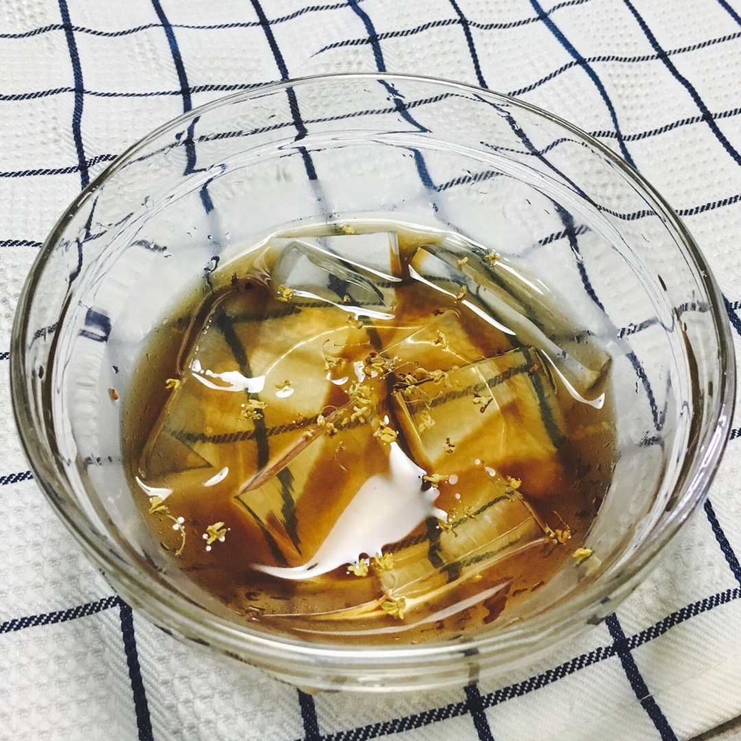 记忆中的红糖水凉粉（冰粉）