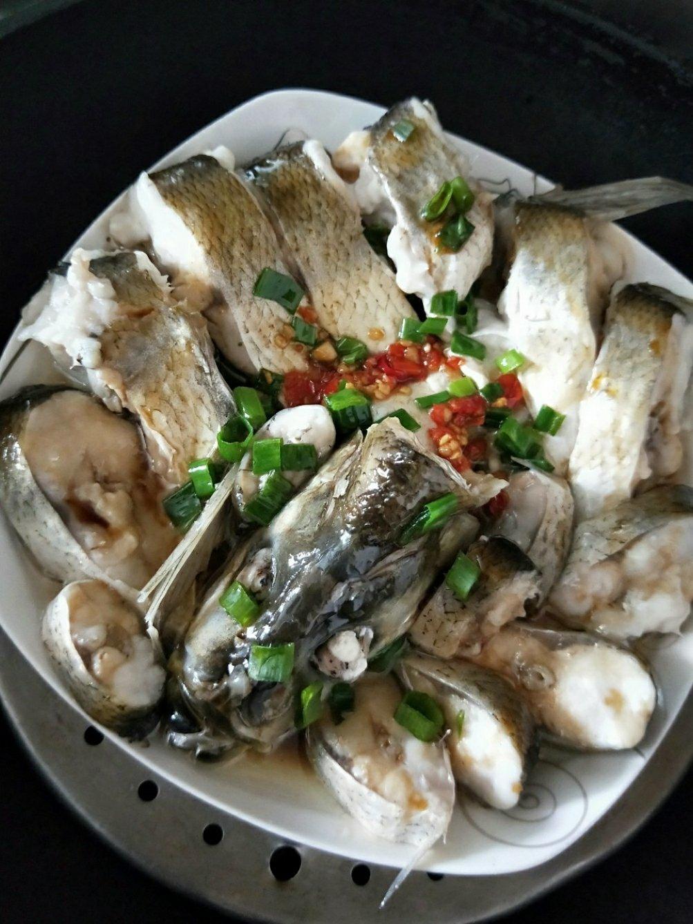 清蒸鲈鱼