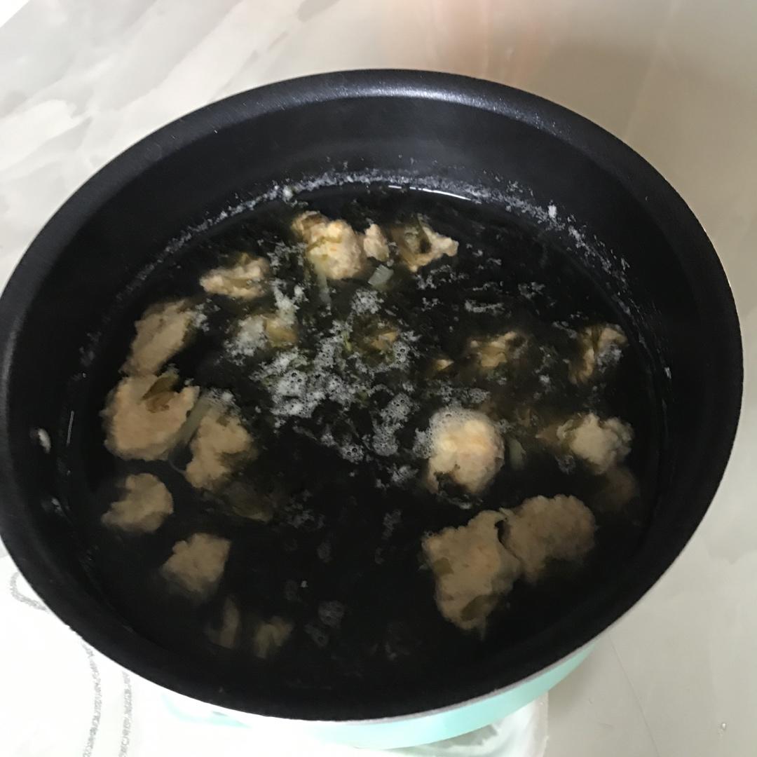 黄瓜鸡肉丸子汤 宝宝辅食食谱