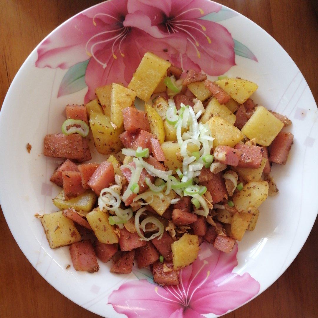 孜然土豆火腿肠 香辣过瘾还便宜！
