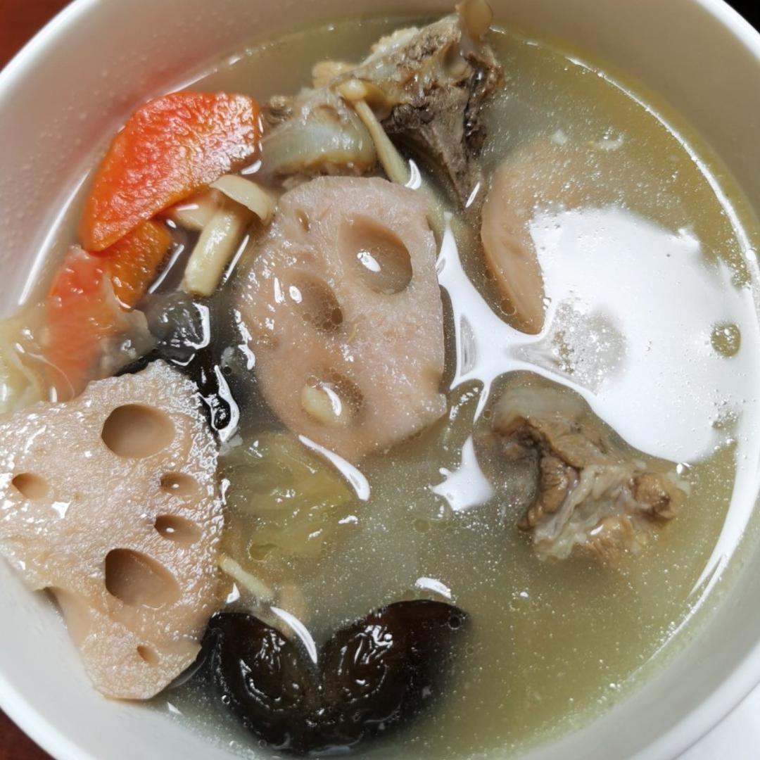 陈情令师姐的莲藕排骨汤（极简做法）