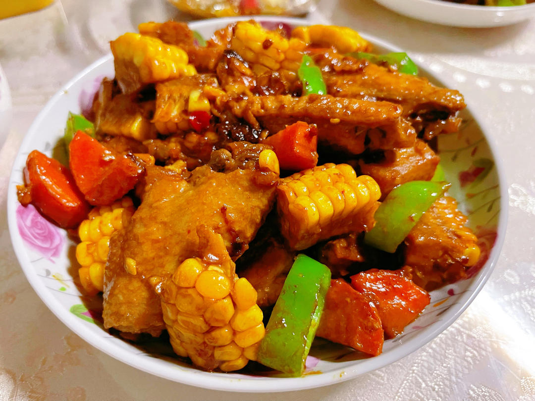 🔥好吃到跳脚!酱 汁浓郁超好吃，🌽玉米鸡翅煲