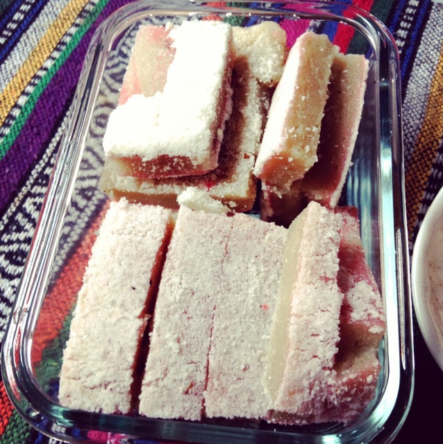 椰丝牛奶小方糕