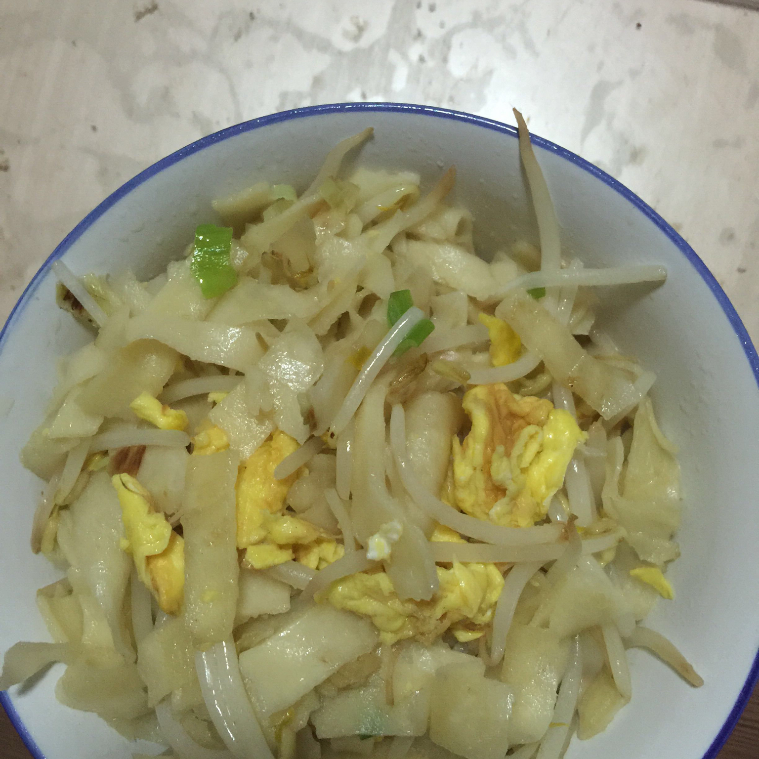豆芽炒饼