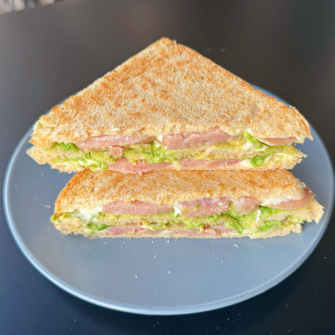 牛油果早餐三明治 Avocado Breakfast Toasted Sandwich