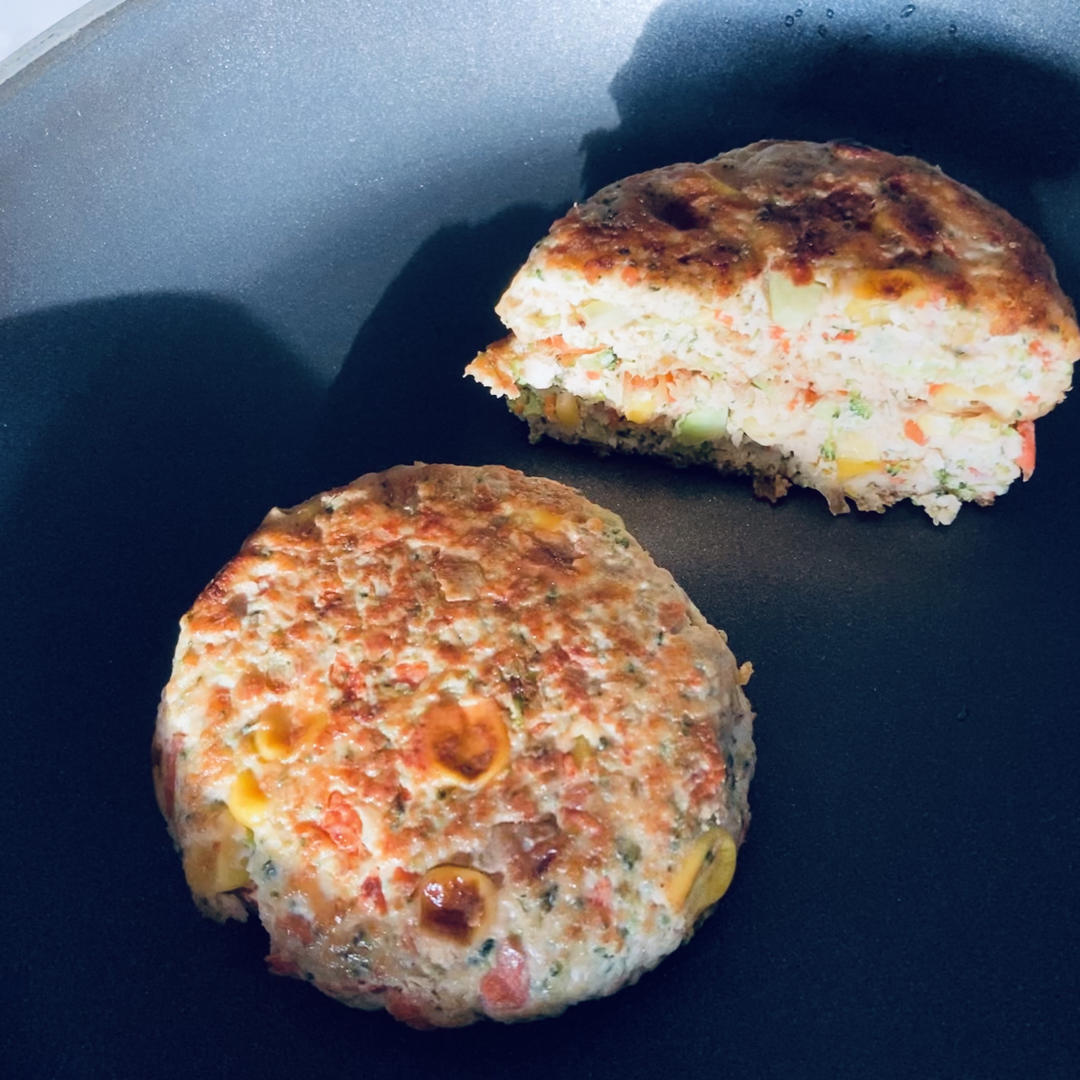 低脂低卡减脂餐❗鲜香味美的时蔬鸡肉饼～