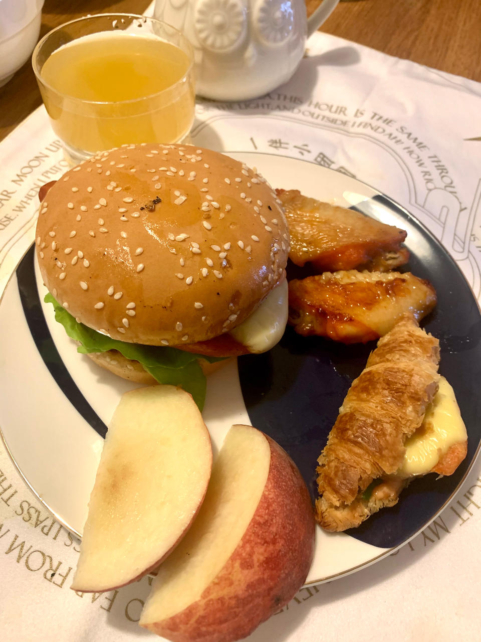 【简单美味】风靡美国加州的In-N-Out汉堡