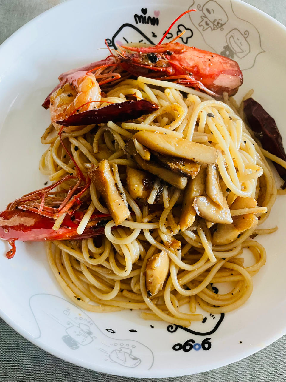 蒜香海鲜意大利面