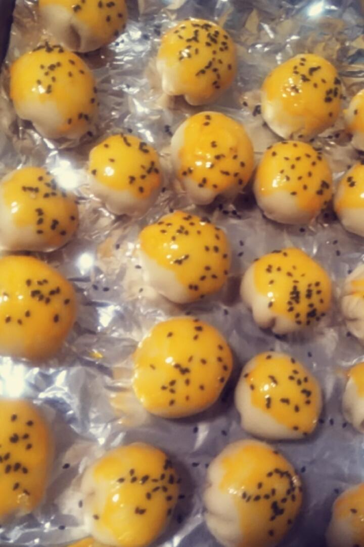 泳式鲜肉榨菜月饼