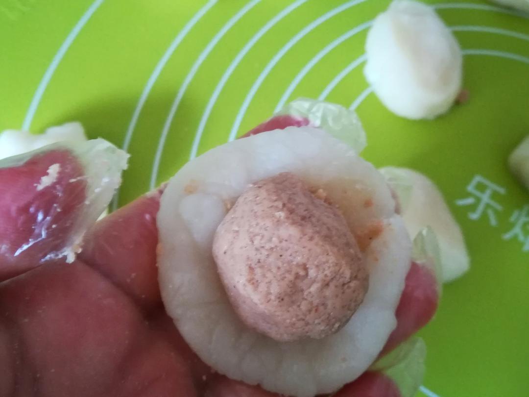 花生芝麻糯米糍《最省时最简单，微波炉版》的做法 步骤4