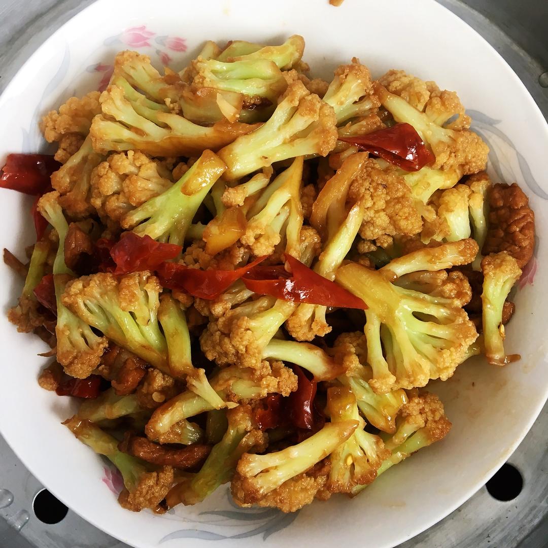 老丁的私房菜-干锅花菜