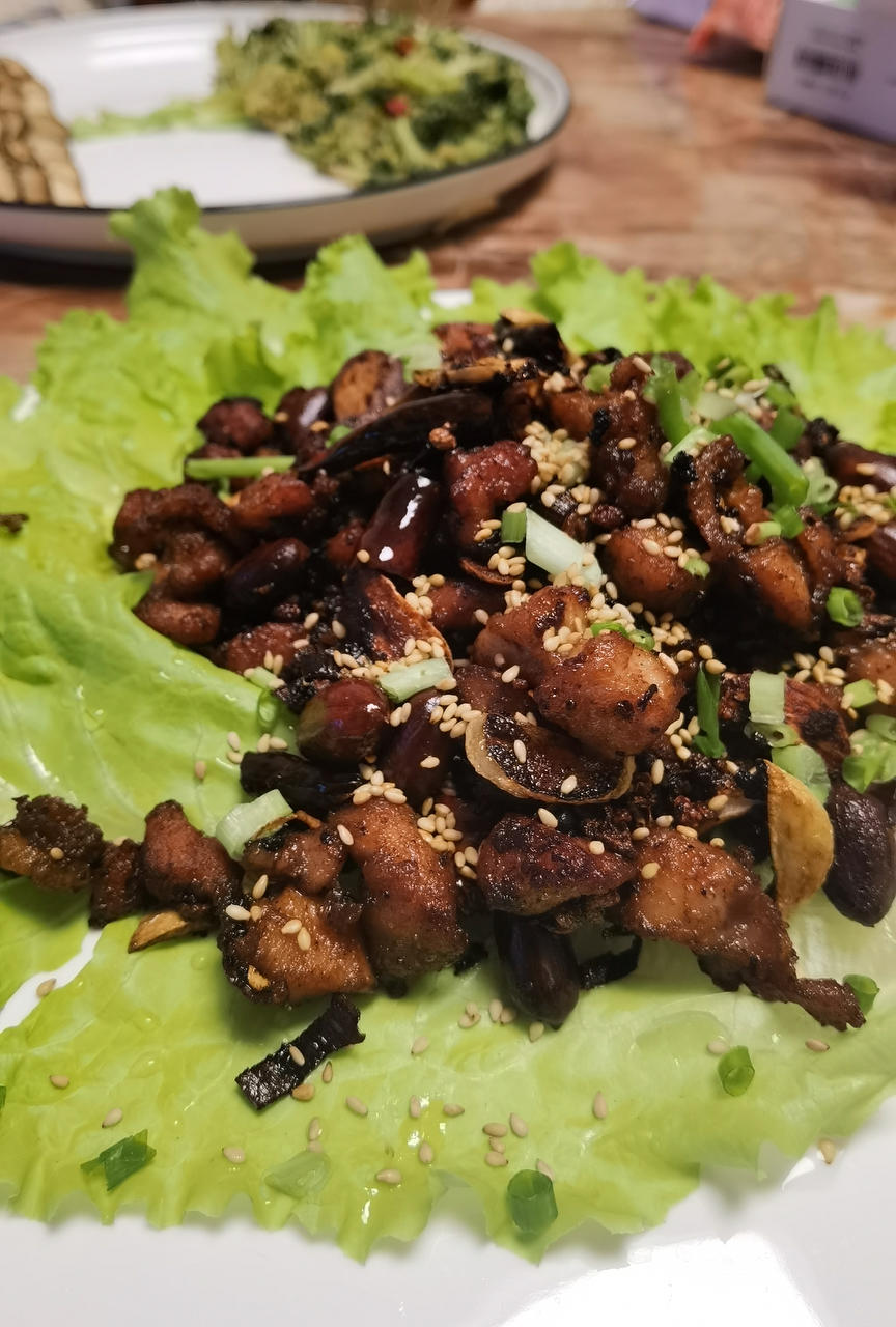 外酥里嫩麻辣鲜香～辣子鸡丁