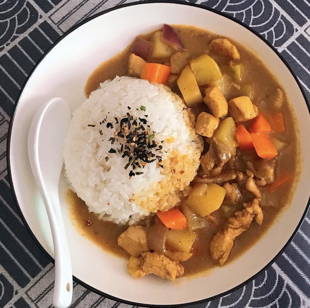 零失败日式咖喱鸡肉饭！！最正宗日本家庭做法！简单又好吃！