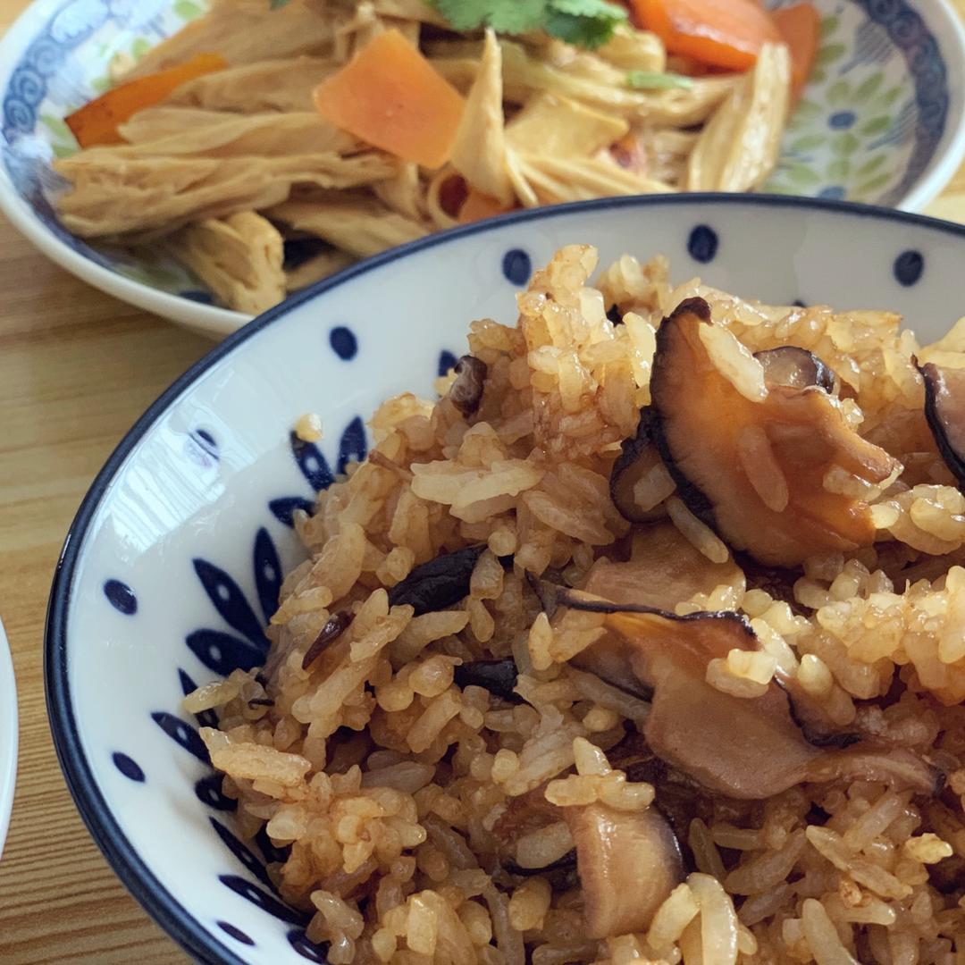香菇油饭