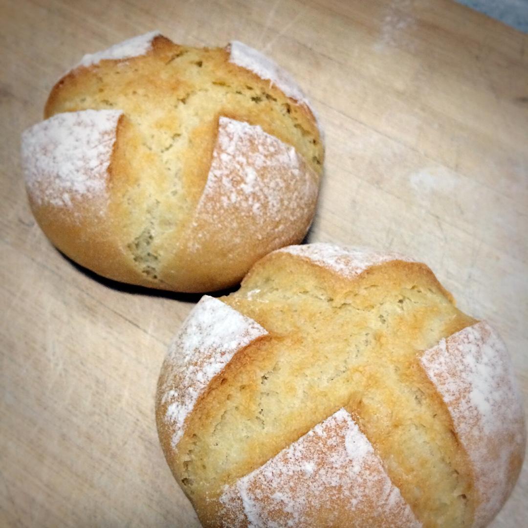 《割口发烧友的面包》—— 与基本配方配比相同的小法包（即发干酵母快手版6）