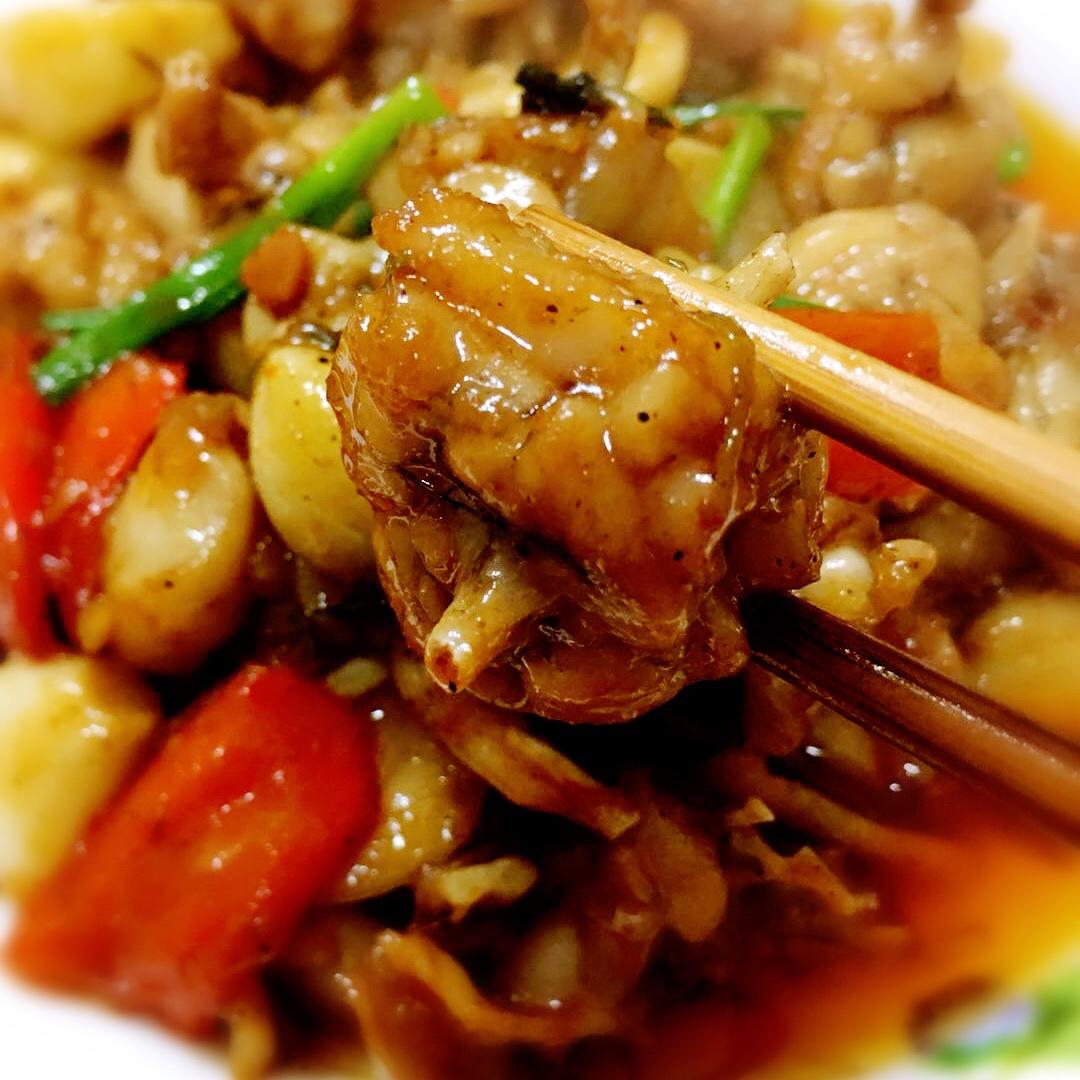 程胖子cheng做的蒜香酱爆牛蛙