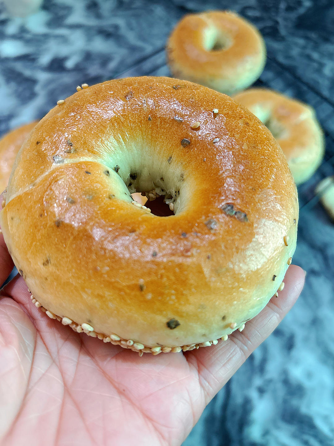 太上头了！这「花椒叶贝果」是谁研究的啊？！🌿 满嘴清香，越嚼越上头！