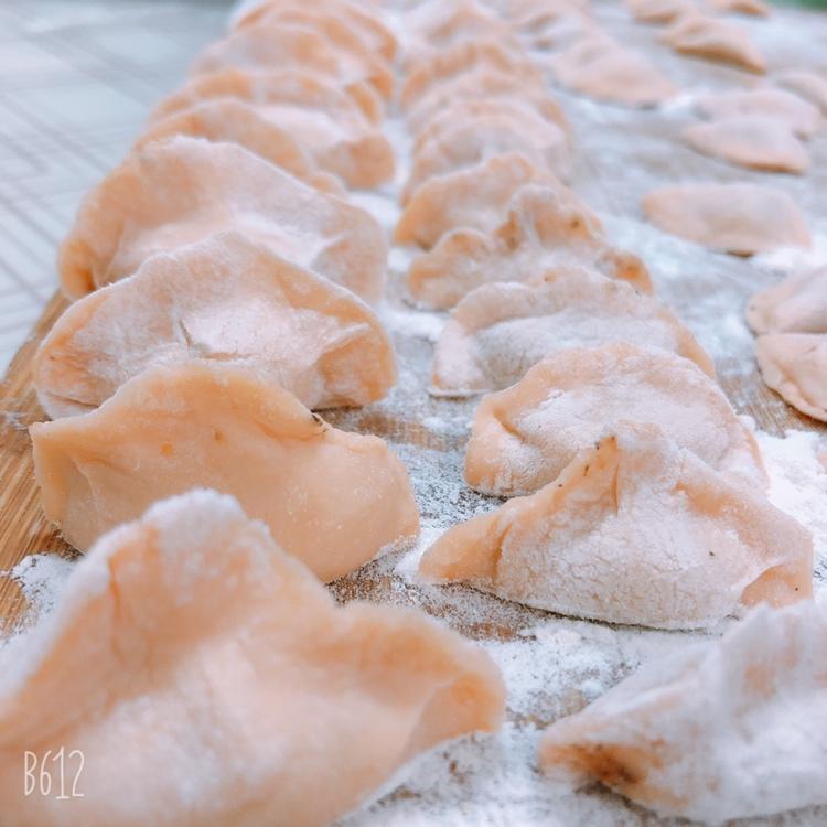 胡萝卜虾仁儿童水饺（宝宝辅食）