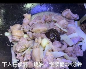 广式子姜焖鸭的做法 步骤4