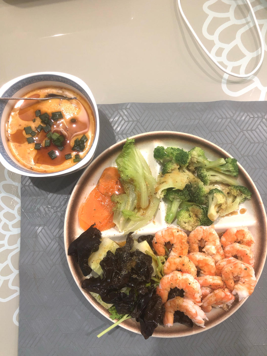30天成功减重8斤，自己搭配的减脂餐（一）