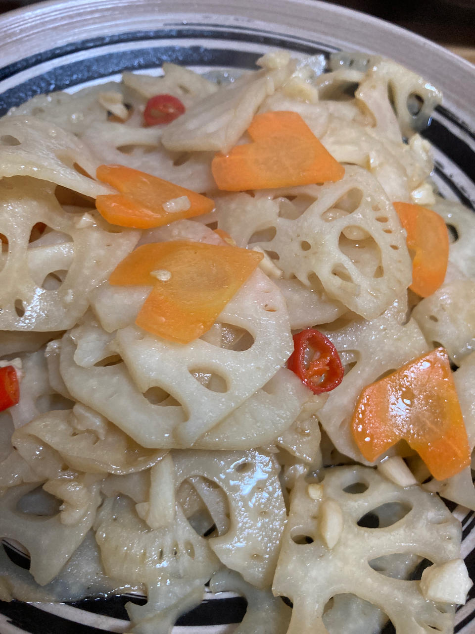 清炒酸辣莲藕片