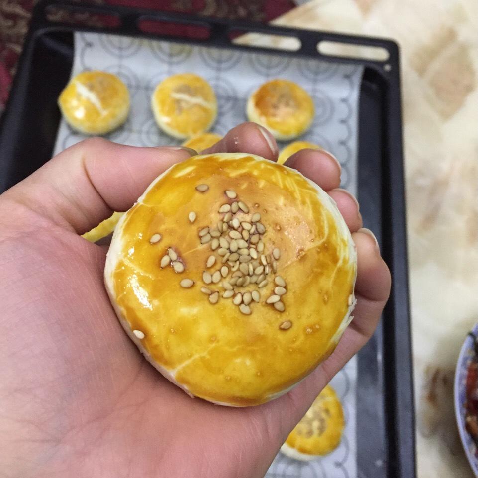 黄金肉松酥