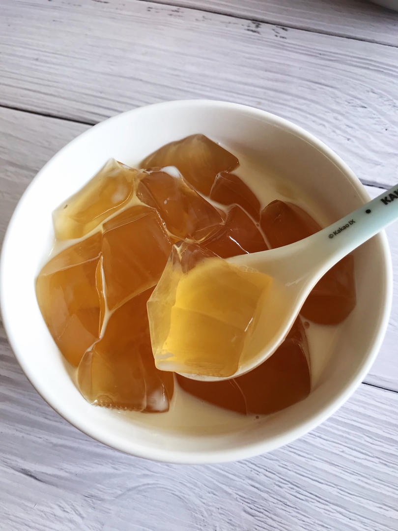 卉卉200803做的海底椰菊花雪梨膏(清热解毒)