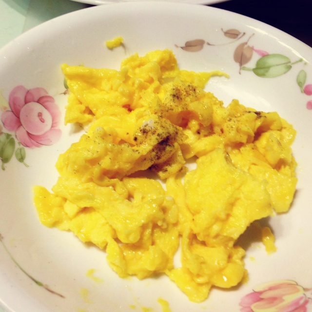 美式炒蛋 scrambled eggs