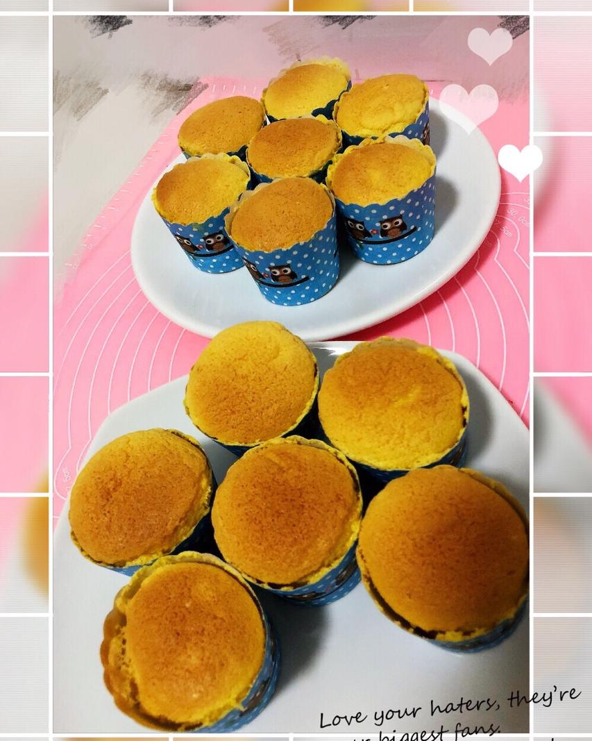 软绵绵戚风纸杯蛋糕