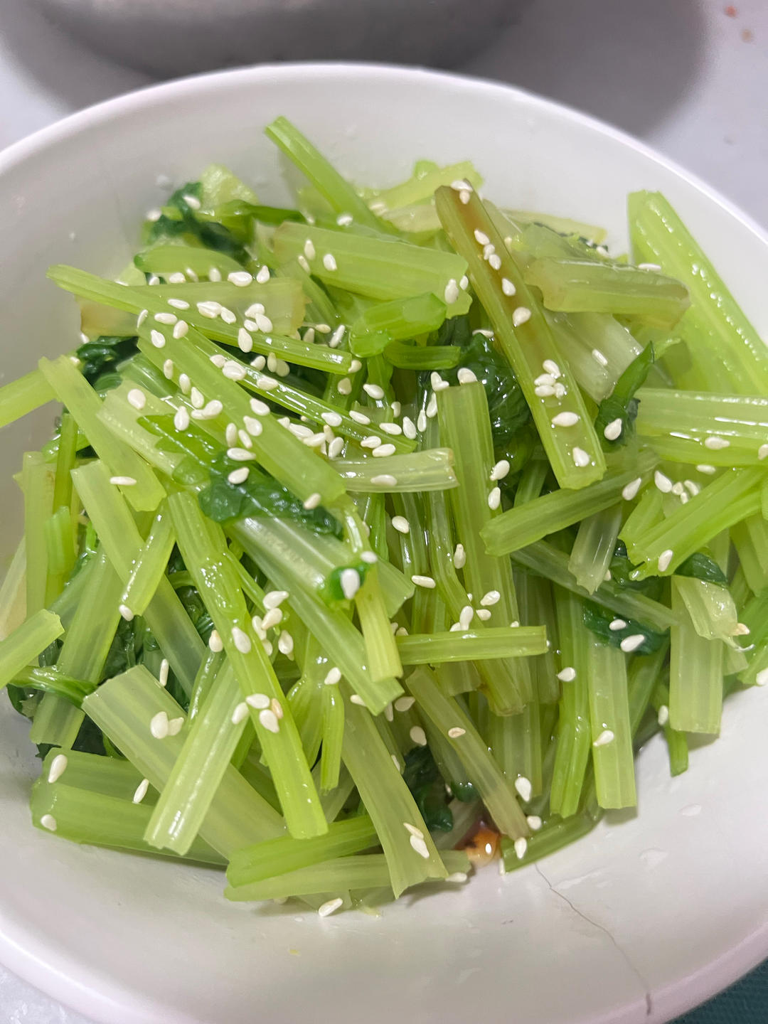 生病时唯一想吃的菜-凉拌芹菜