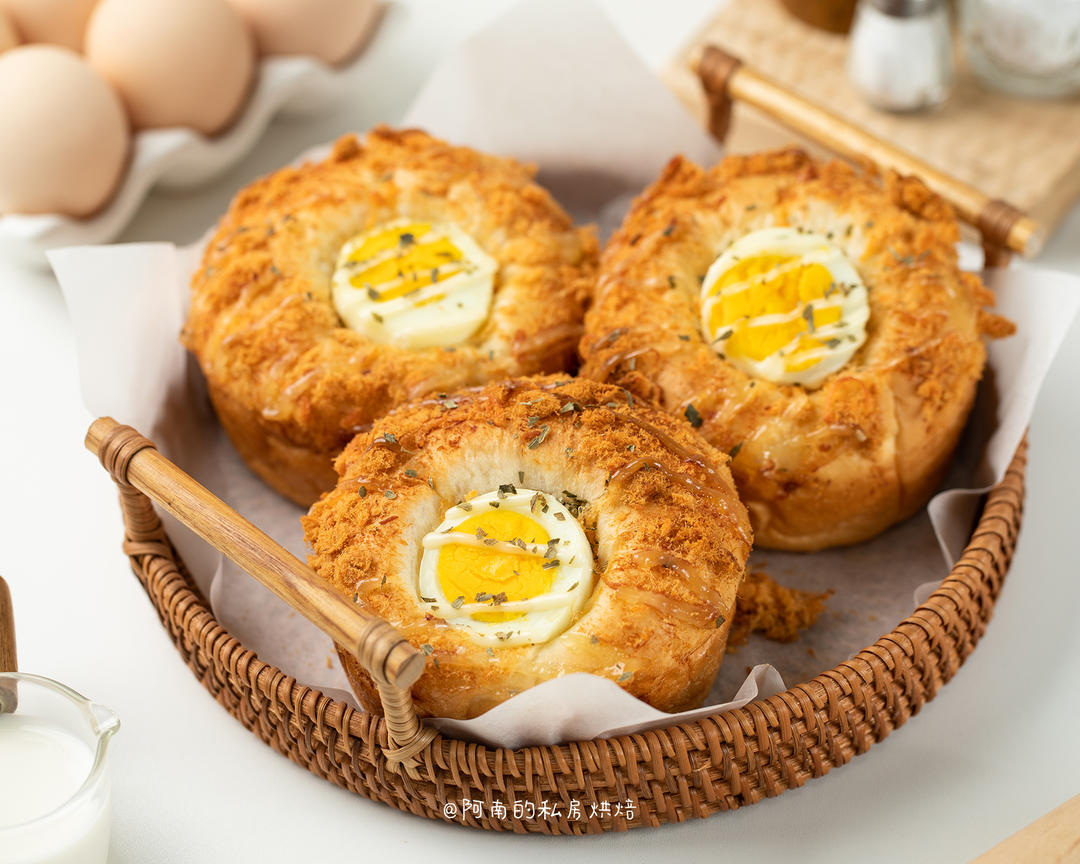 食欲满满的鸡蛋沙拉肉松面包~的做法