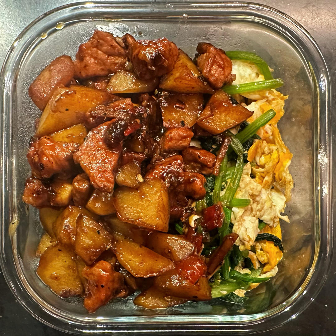 红烧肉炖土豆