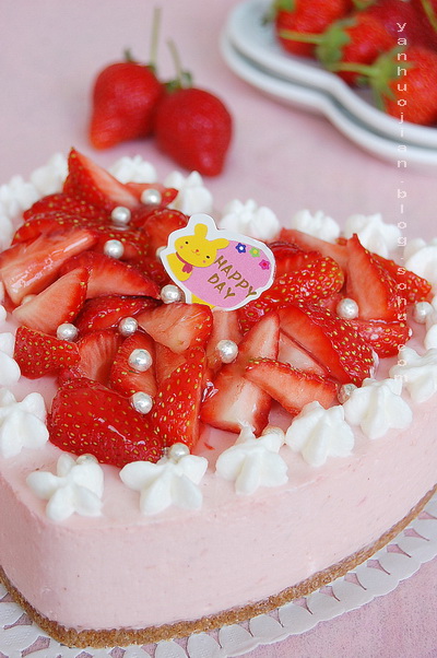 草莓冻芝士蛋糕的做法