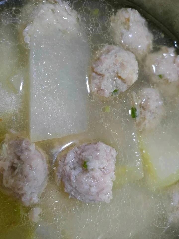 猪肉丸子汤