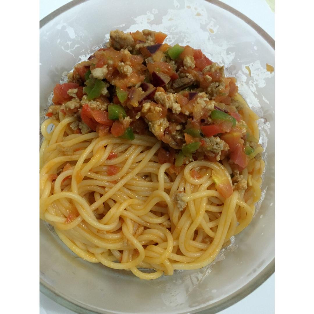 番茄肉酱意大利面