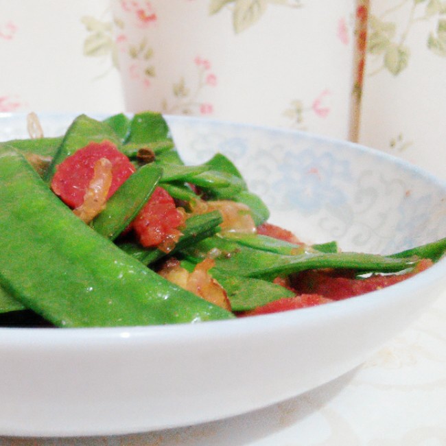 荷兰豆炒香肠