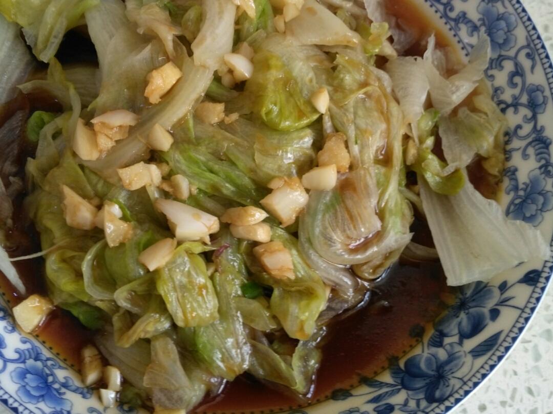 白灼西生菜