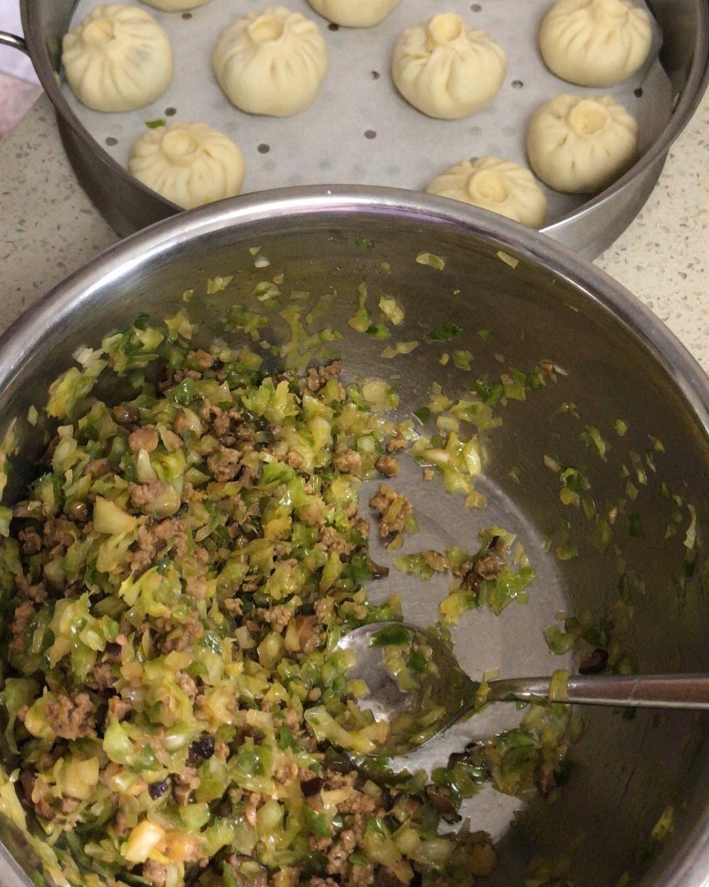 猪肉圆白菜包子馅。