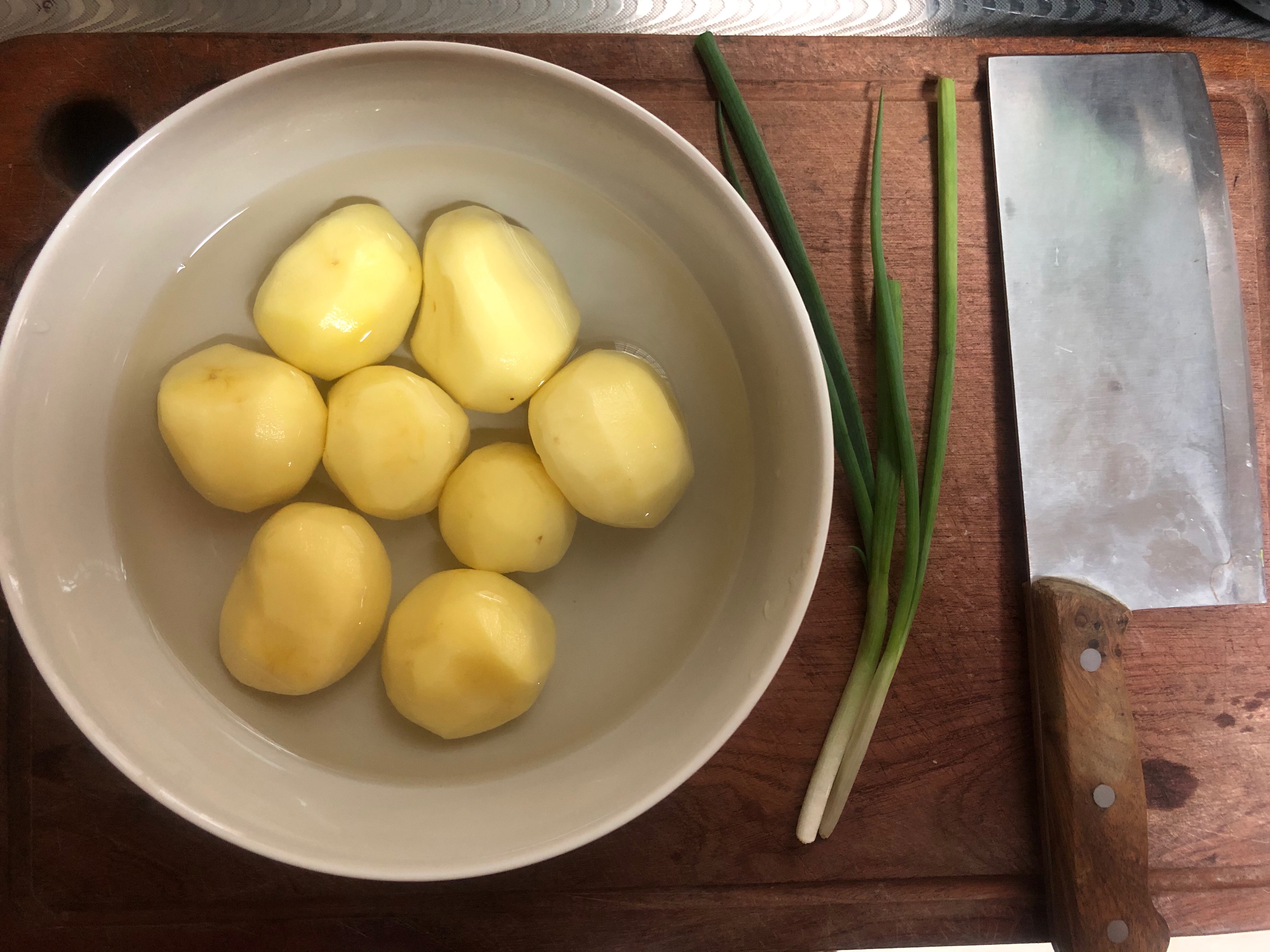 记忆中的“水煮土豆”的做法