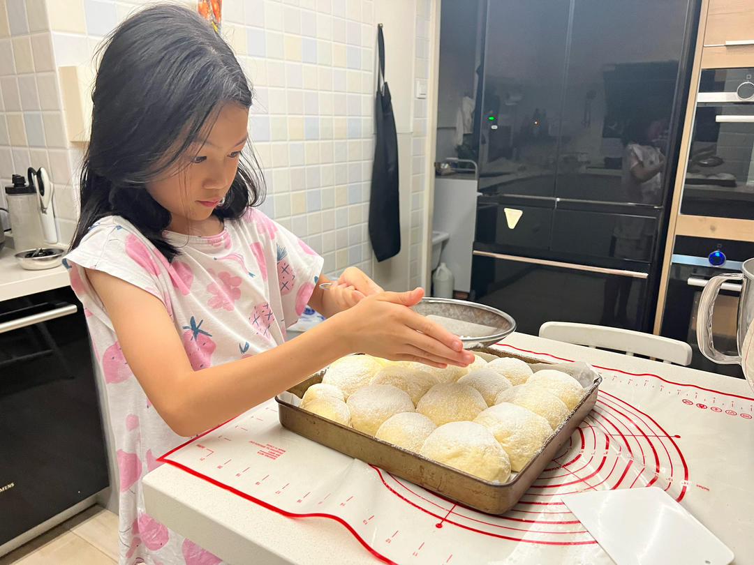 云朵牛奶小面包（无油低糖）❗️免揉面免手套膜❗️