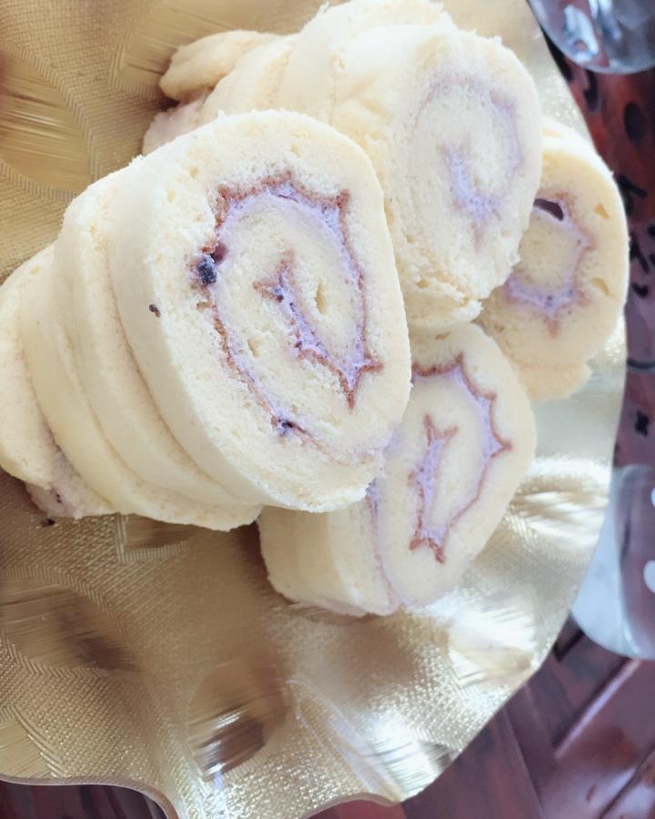 蓝莓奶油蛋糕卷
