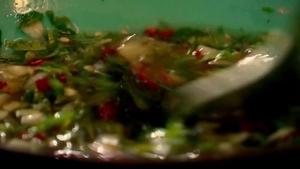 【终极烹饪课程】鲜虾卷的做法 步骤4