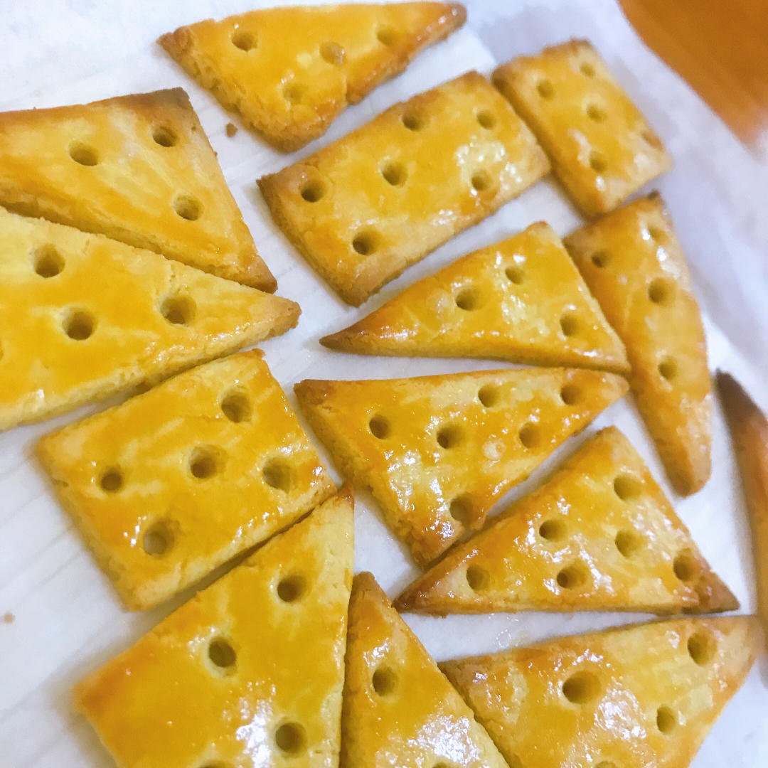 奶酪饼干🧀️
