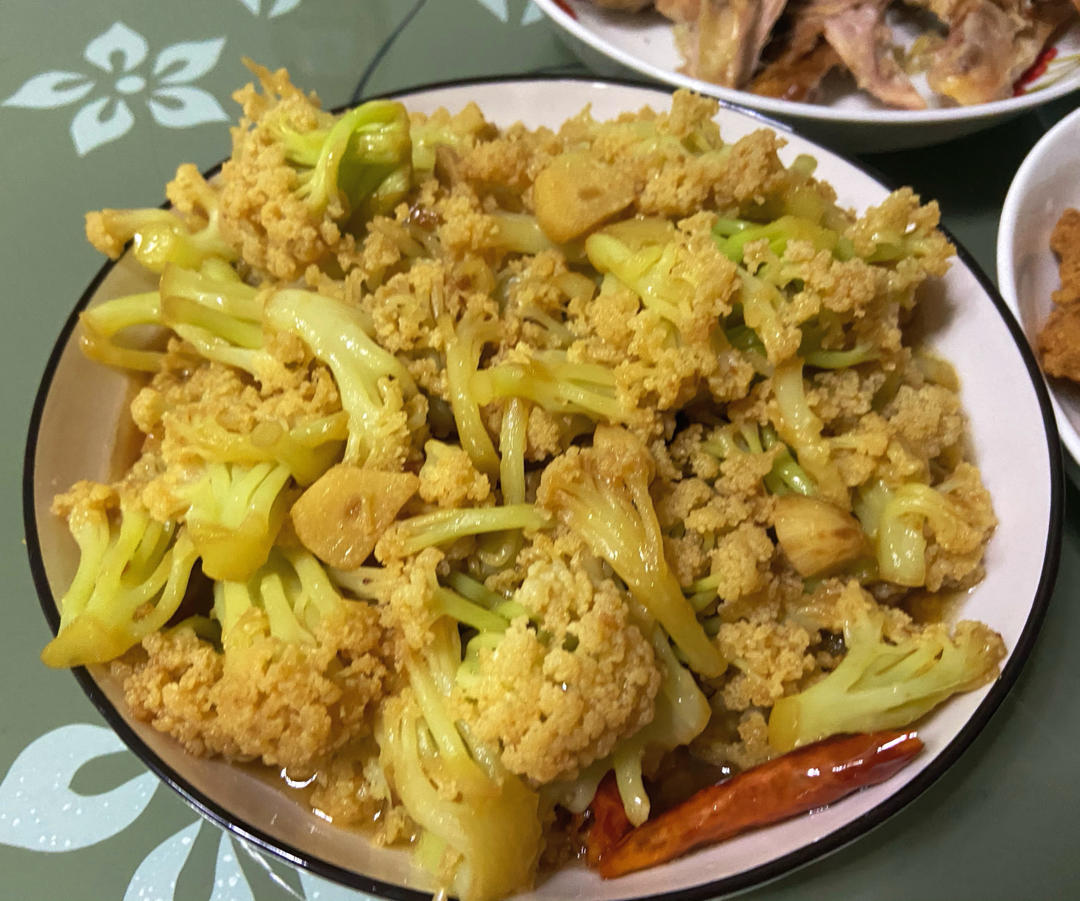 家常素炒菜花，清脆！